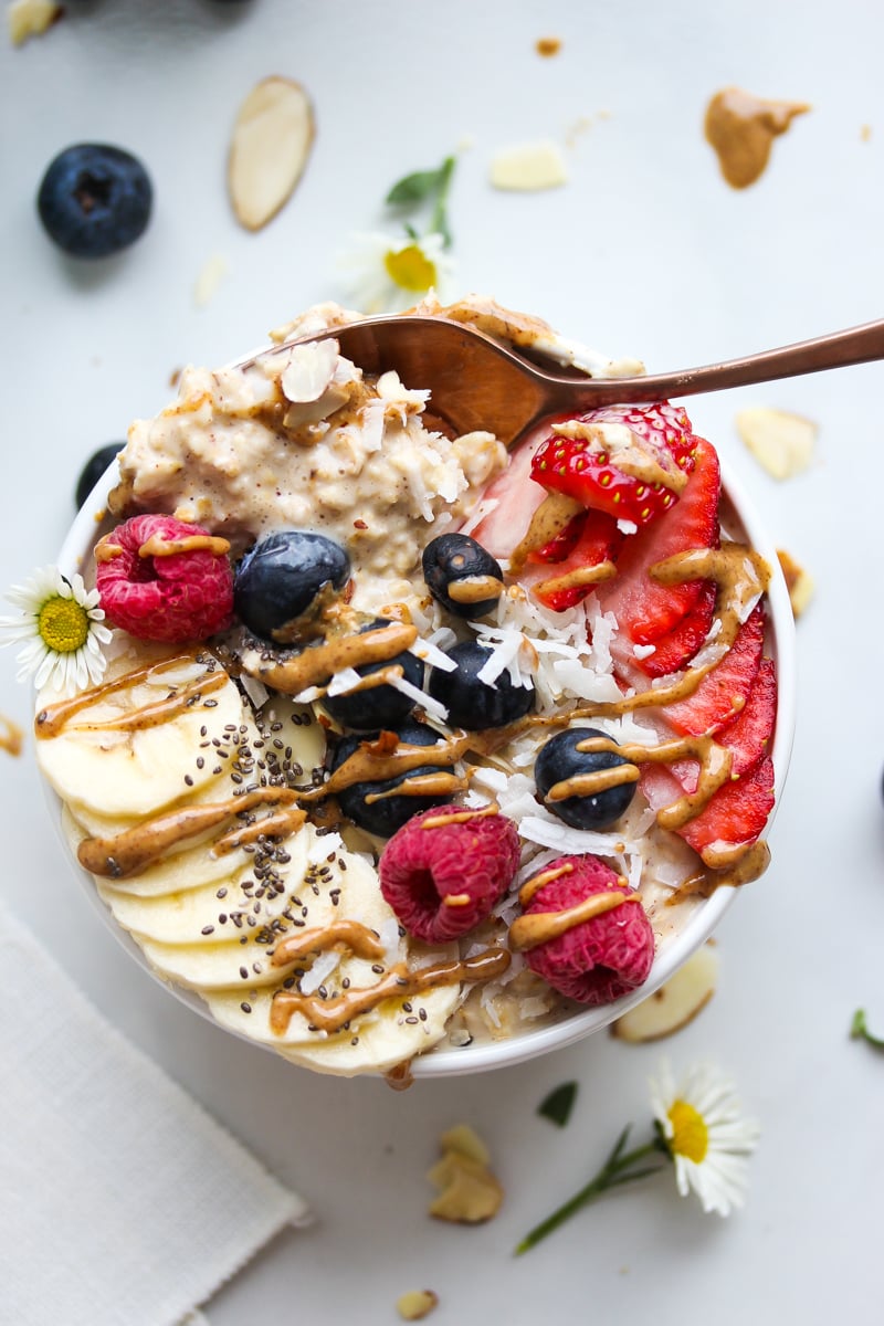 Vanilla Maple Almond Butter Overnight Oats | Dishing Out Health