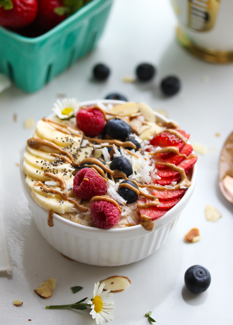 Vanilla Maple Almond Butter Overnight Oats | Dishing Out Health