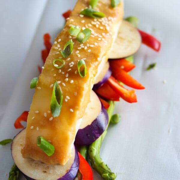 Miso Sea Bass En Papillote | dishingouthealth.com
