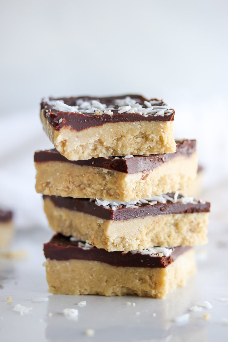 Raw Chocolate Coconut Cashew Bars | dishingouthealth.com