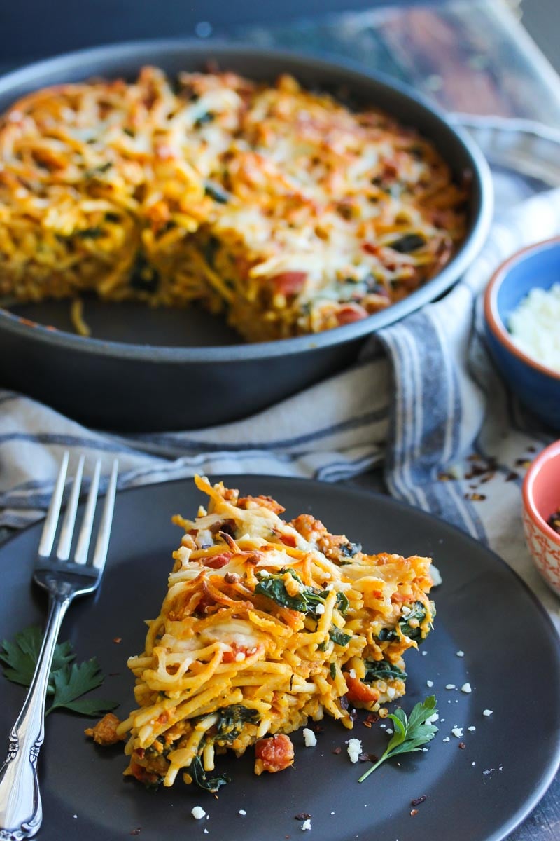 Pumpkin Kale Turkey Sausage Spaghetti Pie | dishingouthealth.com
