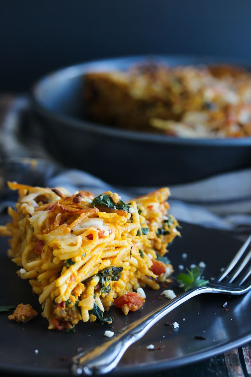 Pumpkin Kale Turkey Sausage Spaghetti Pie | dishingouthealth.com