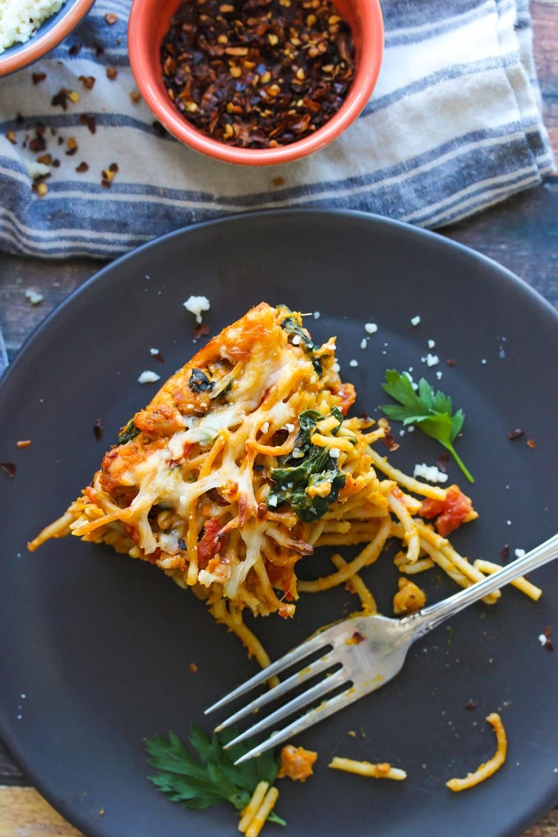 Pumpkin Kale Turkey Sausage Spaghetti Pie | dishingouthealth.com