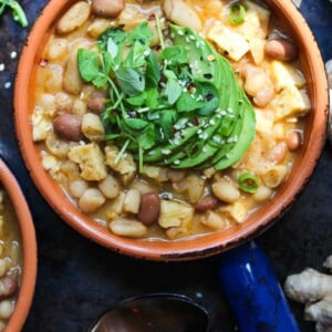 Miso Tempeh Chili (Vegan) | dishingouthealth.com