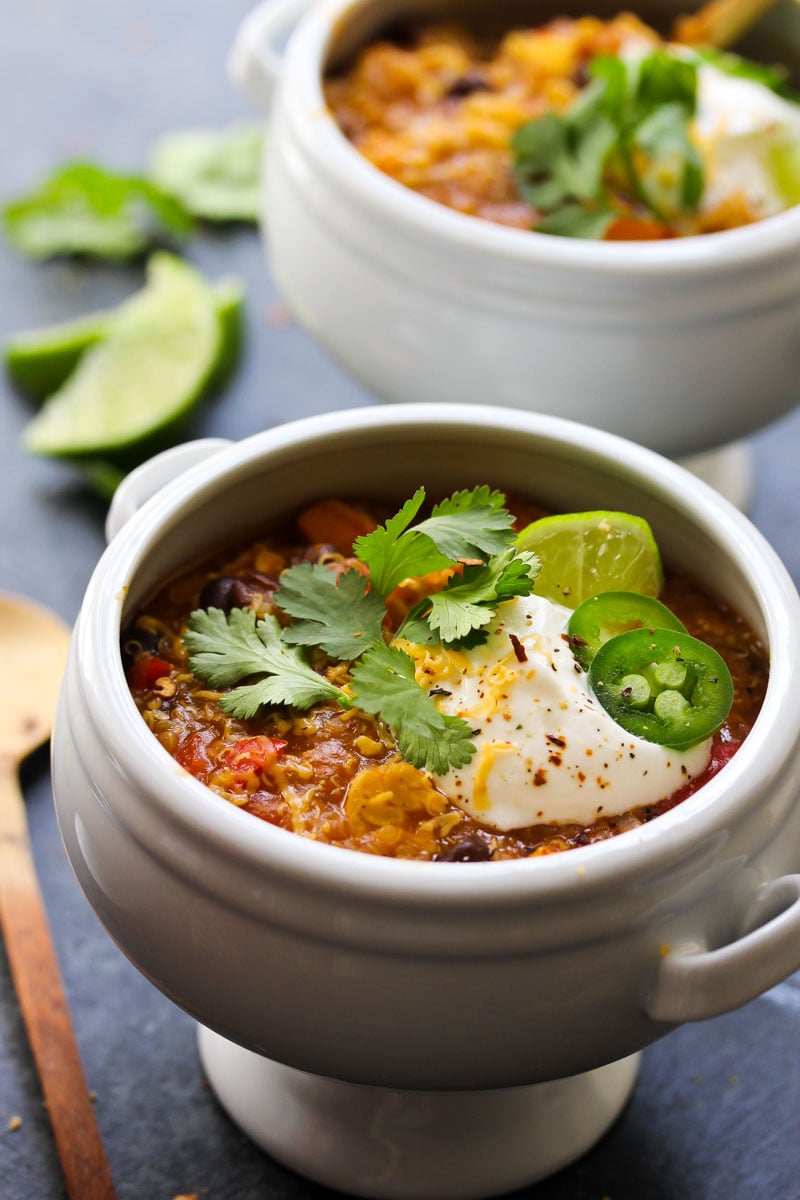 30 Minute Tempeh Enchilada Quinoa Soup | dishingouthealth.com