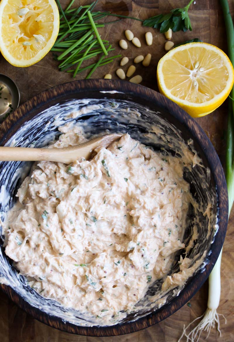 10-Minute Paprika-Chive Crab Dip