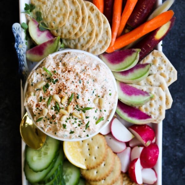 10-Minute Paprika-Chive Crab Dip
