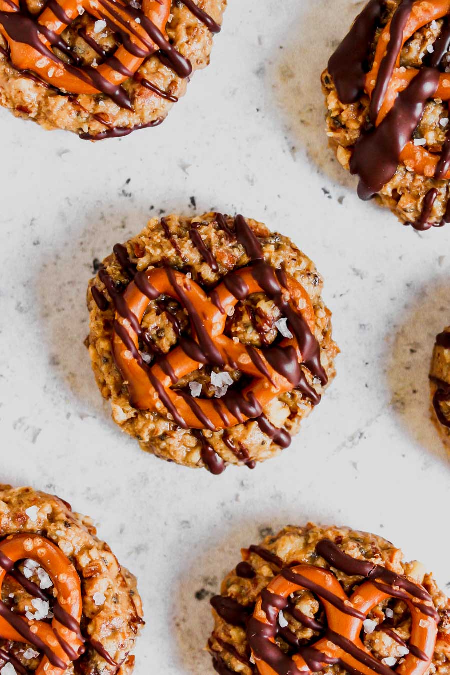 No-Bake Salted Chocolate Peanut Butter Pretzel Cookies