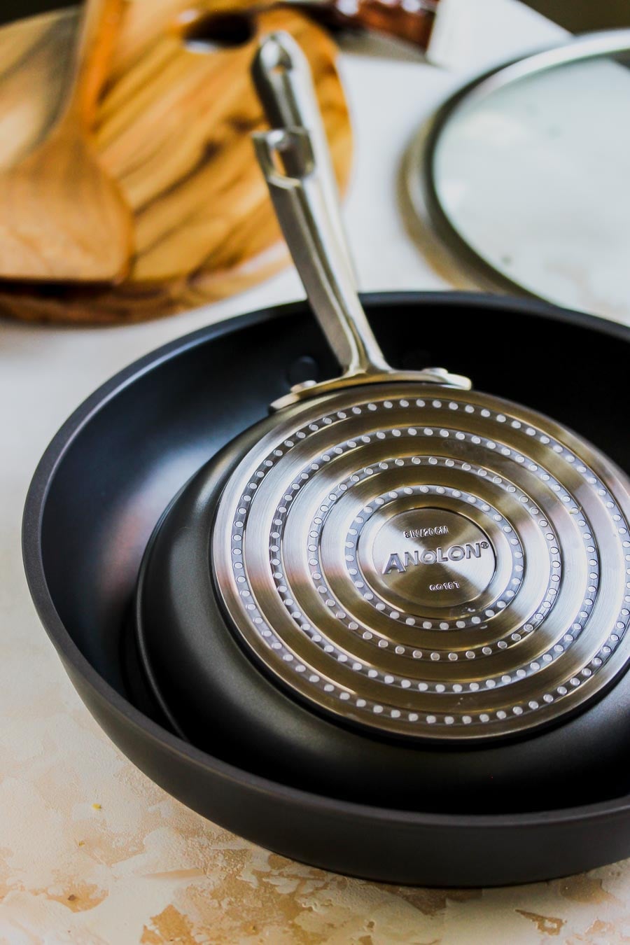 5 Ingredient Skillet Cauliflower and Gouda Gratin