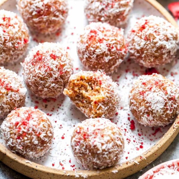Vegan and Paleo Strawberries and Cream Energy Bites