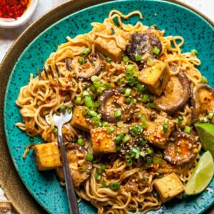 Ramen noodles with crispy tofu and creamy tahini sauce