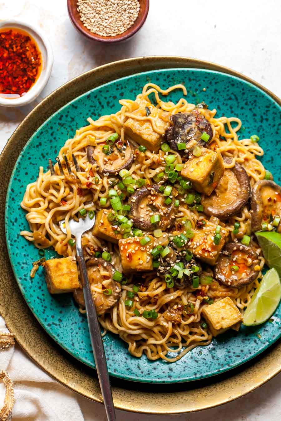 Ramen noodles with crispy tofu and creamy tahini sauce