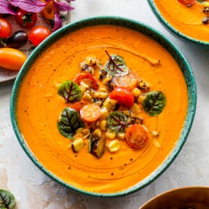 Creamy Tomato Basil Soup (Vegan + 30 Minutes)