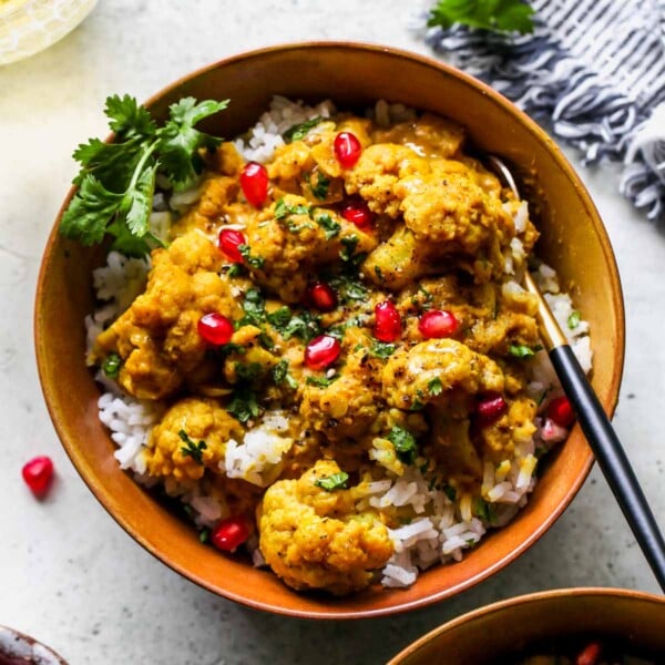 Slow Cooker Cauliflower Lentil Curry