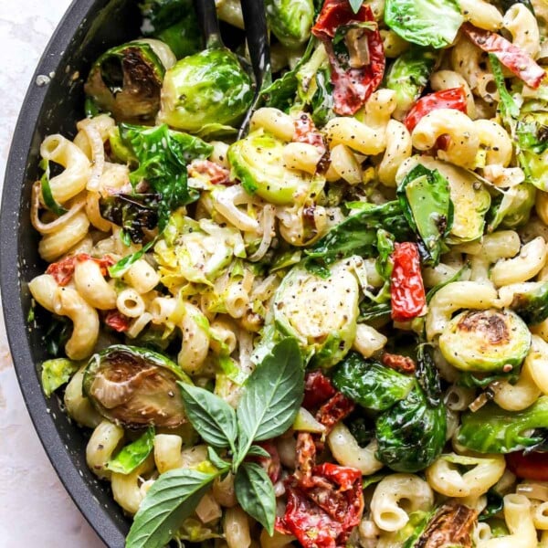 30 Minute Creamy Goat Cheese Pasta