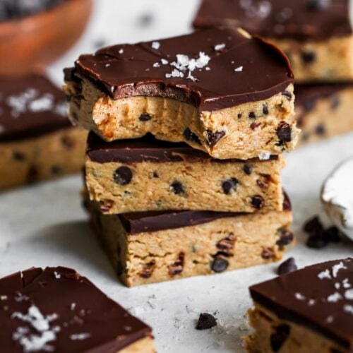 Peanut Butter Chocolate No-Bake Protein Bars