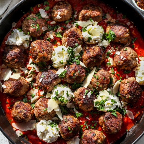 Skillet Ricotta Meatballs