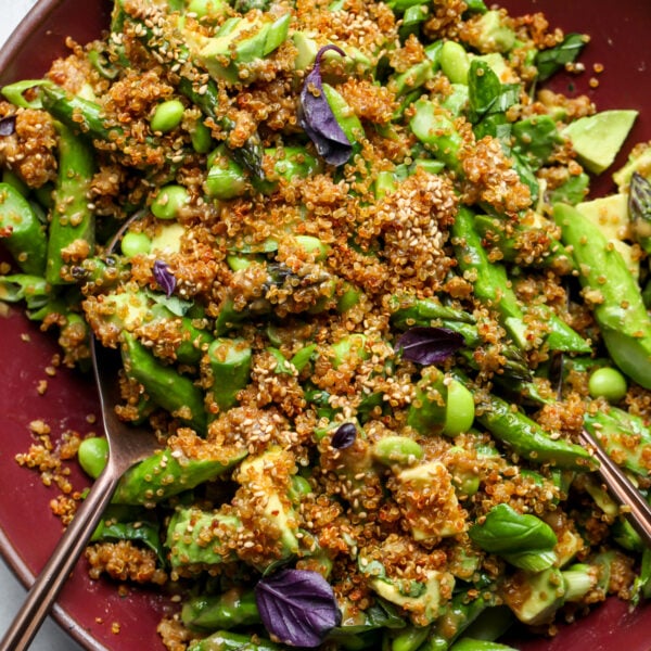 Crispy Quinoa and Asparagus Salad