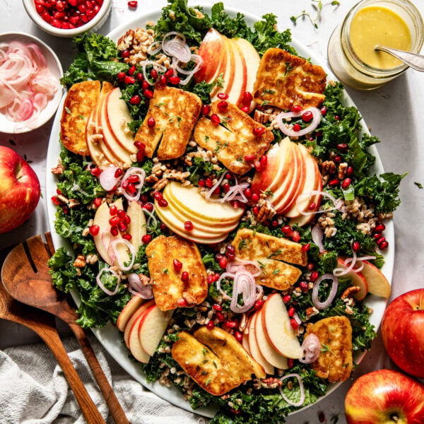 Honeycrisp and Halloumi Salad