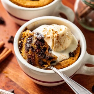Healthy Pumpkin Mug Cake